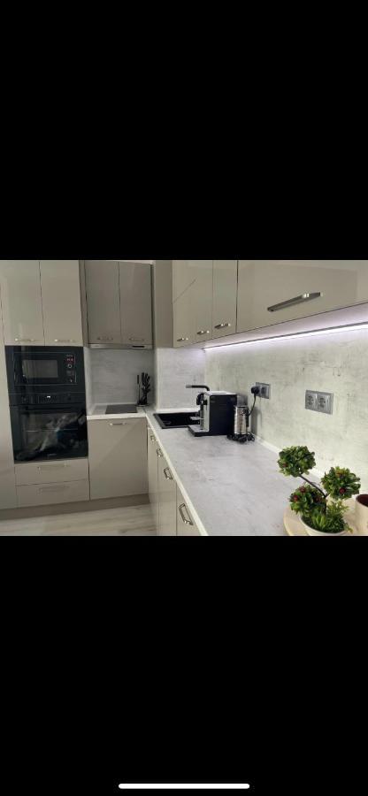 Brand New First Line Sea View 2 Bedroom Apartment Burgas Zewnętrze zdjęcie
