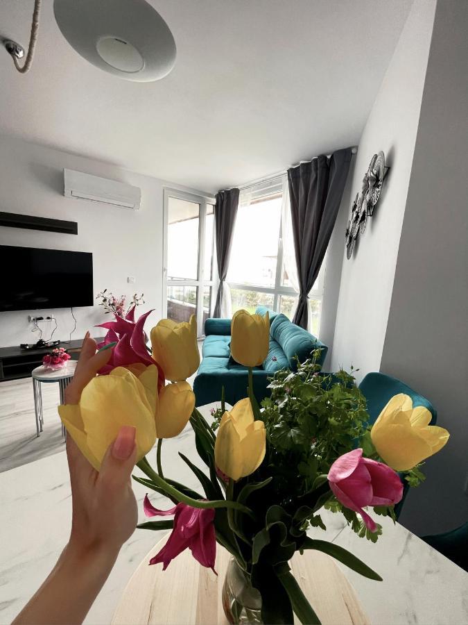Brand New First Line Sea View 2 Bedroom Apartment Burgas Zewnętrze zdjęcie
